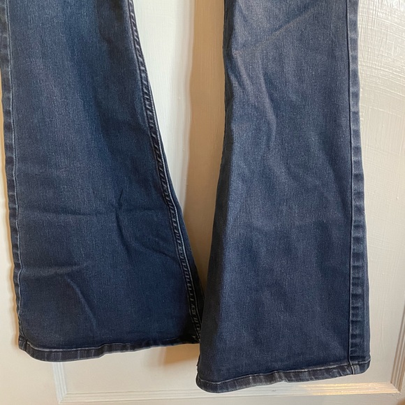Barely worn Free People Flare Pants, Size 27, Deep Blue - Picture 3 of 4